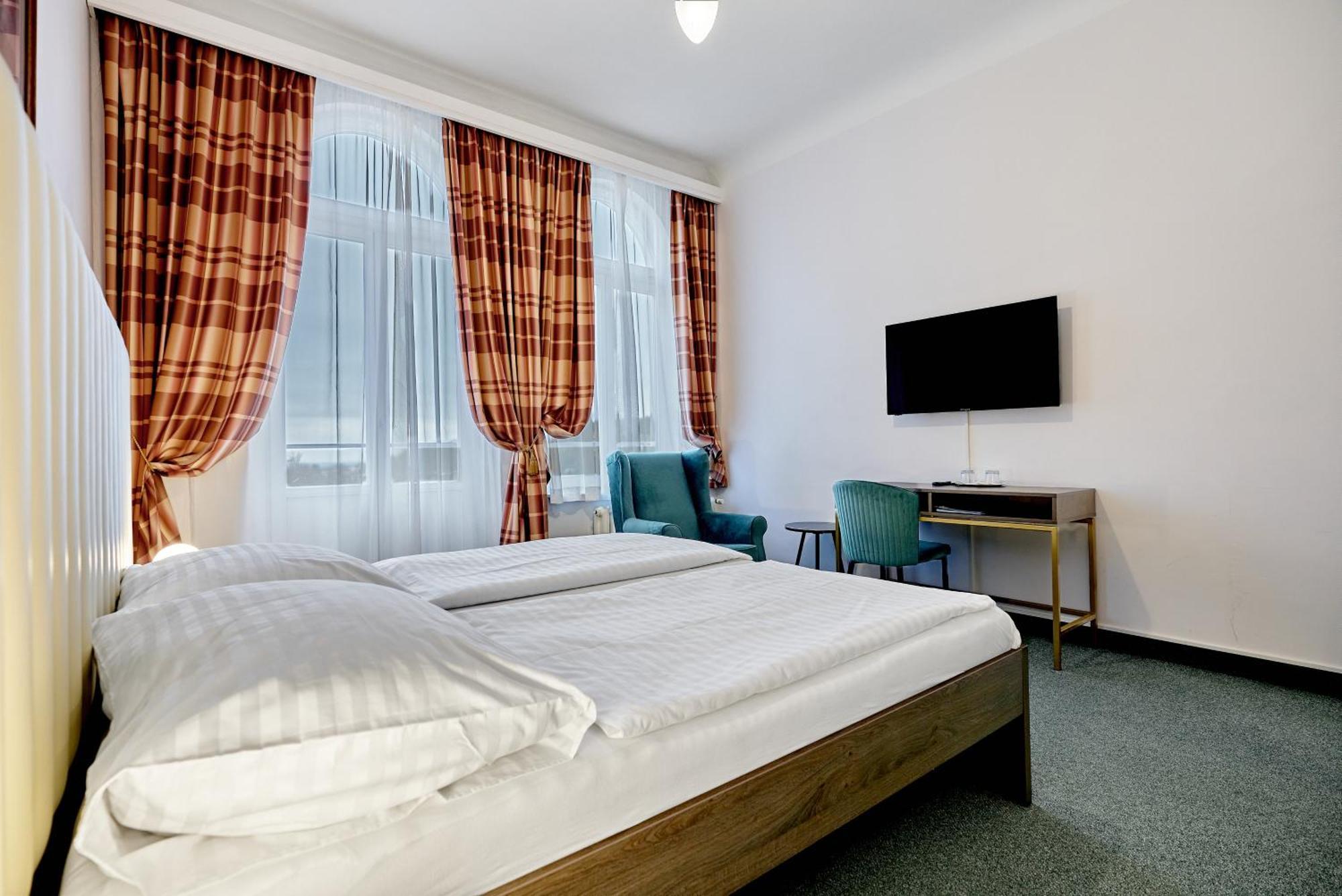 Hotel Maxim Марианске-Лазне Экстерьер фото