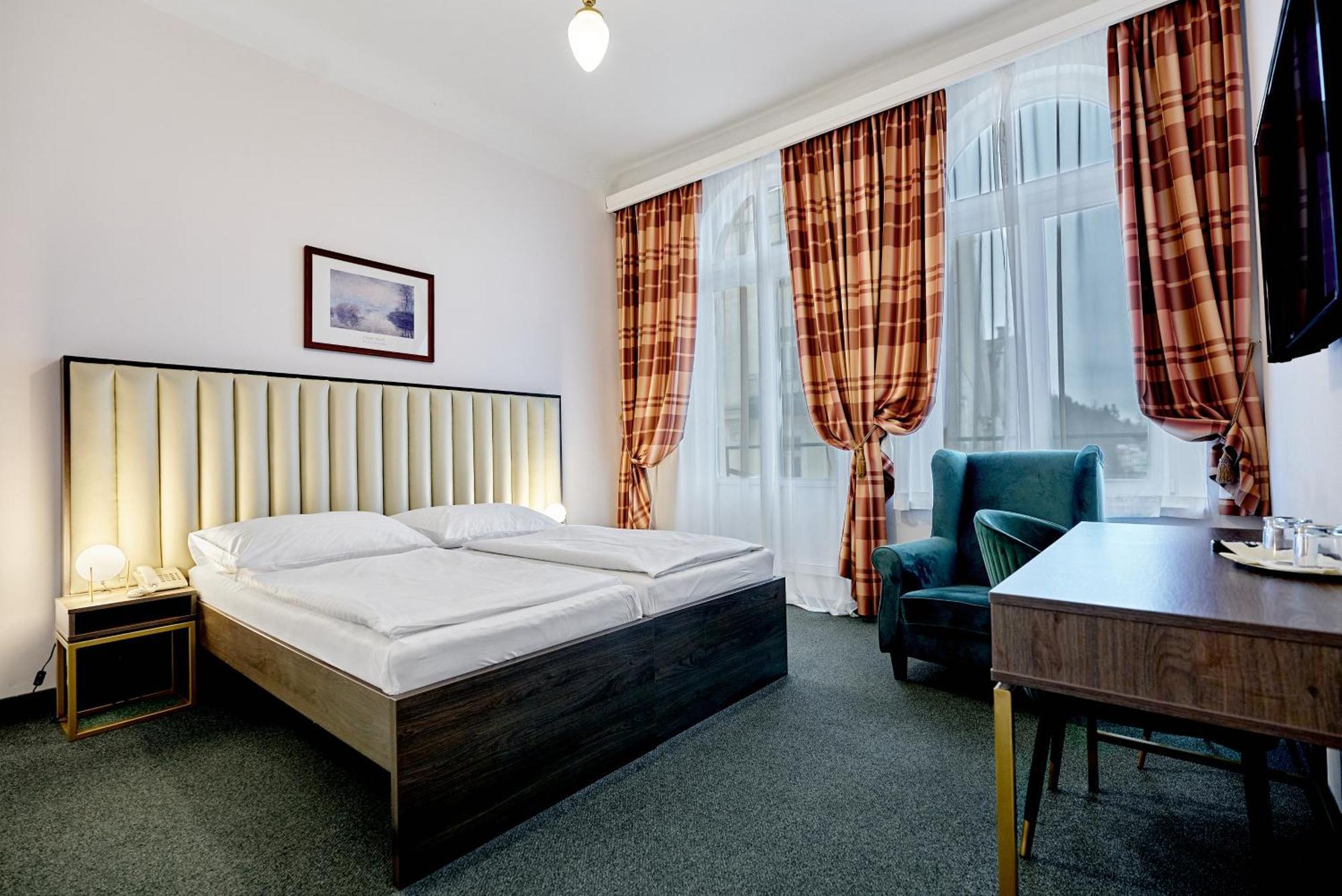 Hotel Maxim Марианске-Лазне Экстерьер фото